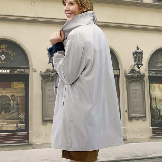 Gabardina Reversible: Dos lados: Azul y Beige